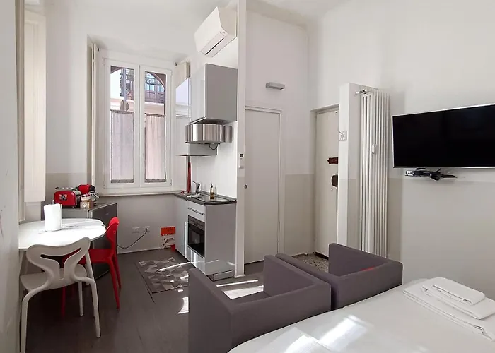 Sahi - Residenza Bianca Di Savoia Milan