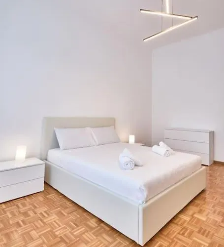 Apartament Lenny's *