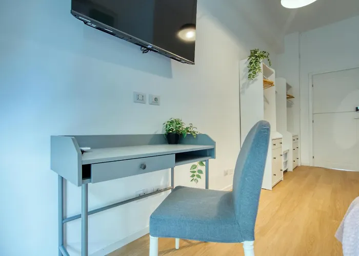 Italianflat - Elegant With Balcony In Navigli Maison d'hôtes 3*