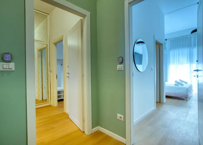 Italianflat - Elegant With Balcony In Navigli Maison d'hôtes