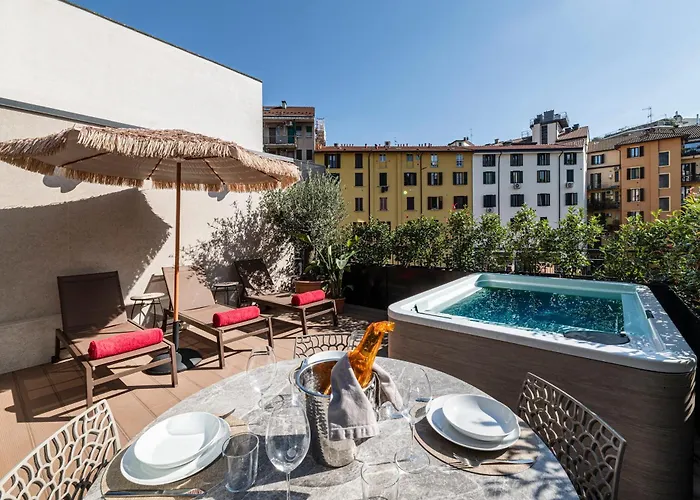 Διαμέρισμα Modigliani Terrace Jacuzzi Golden House *