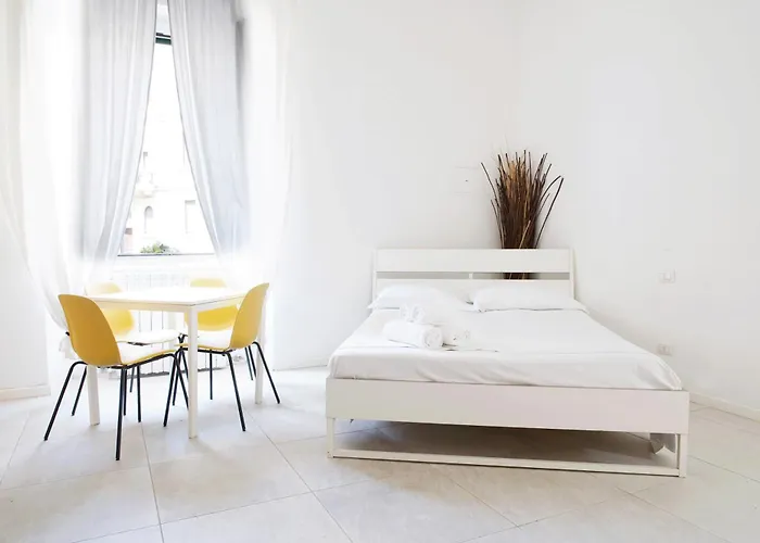 Smart Station Apartment Mailand