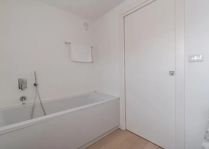 Parmenide Appartement Milaan