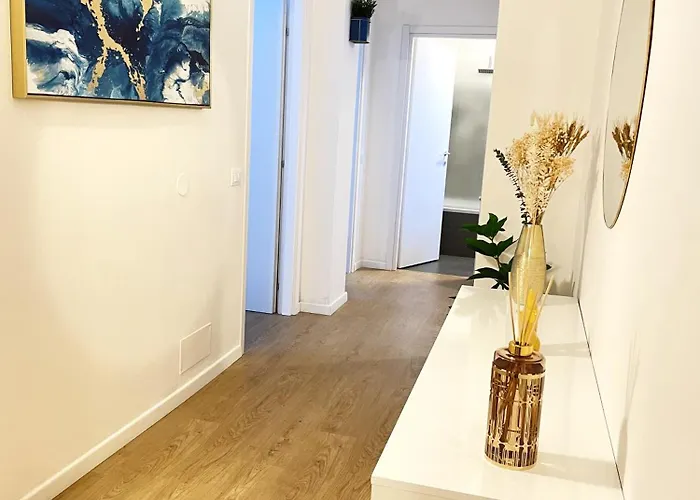 Апартаменты Mico Elegante E Raffinato Trilocale Милан