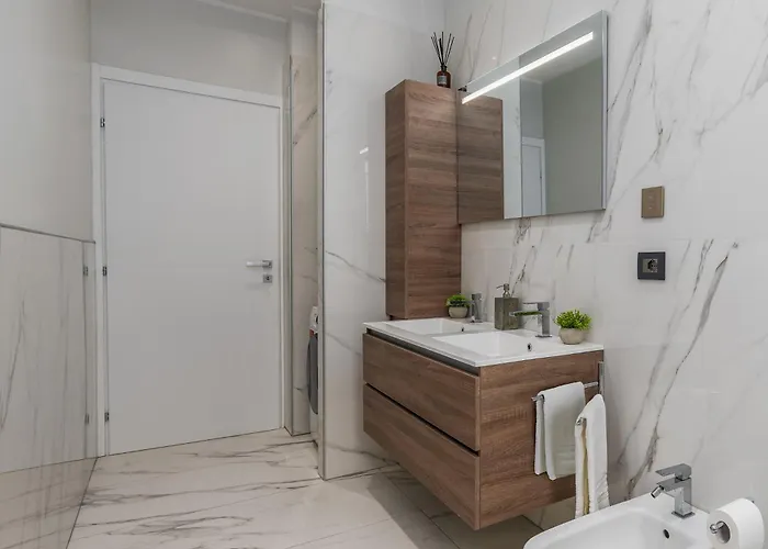 Luxury 2 Bedroom In شقة ميلان