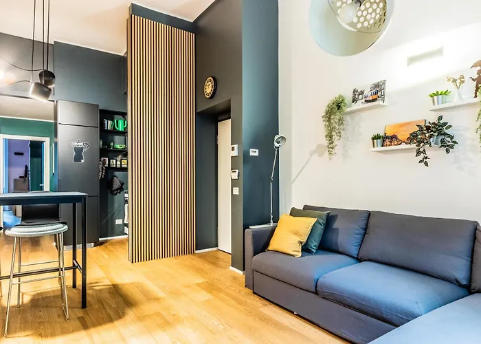 Goldoni House - Duomo 2 K M - Porta Venezia - Linate *