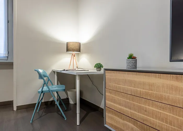 Sant' Ambrogio Flat Daire