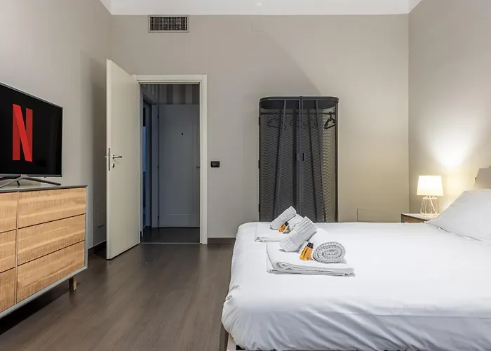 Sant' Ambrogio Flat Daire *