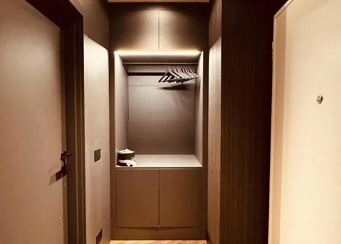 Lumera - Solferino Milaan