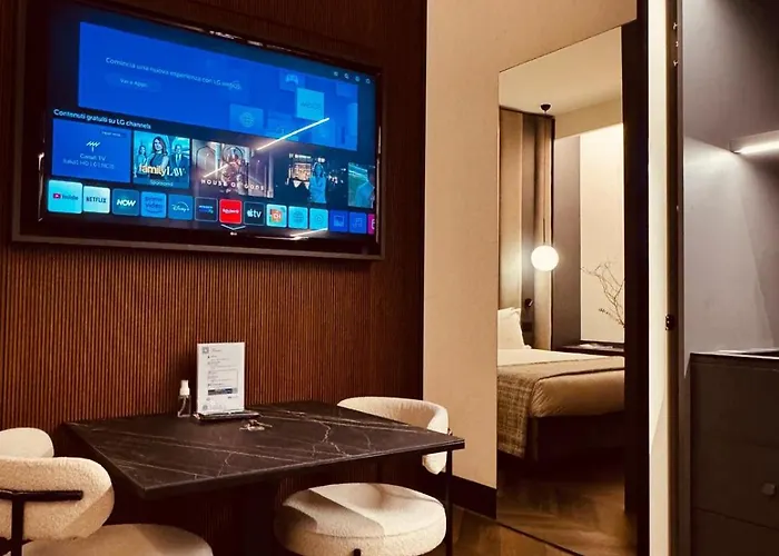 Lumera - Solferino * Milaan