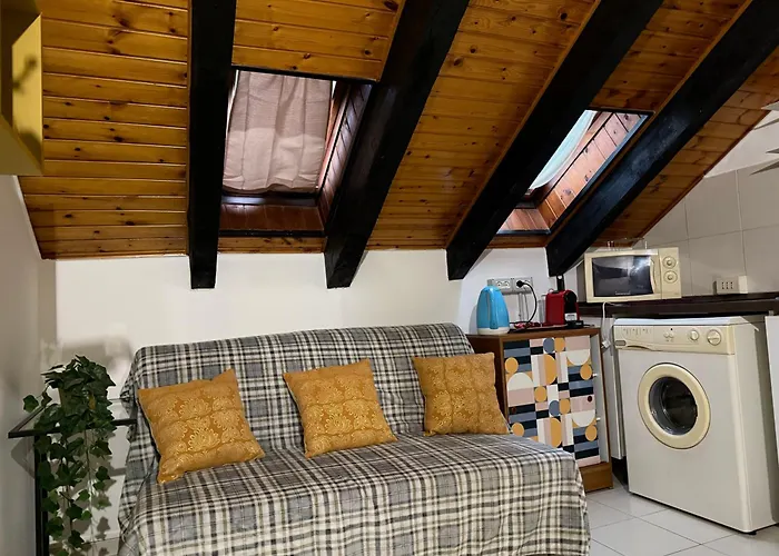 Appartement Hosting Dreams Attics - Duomo *