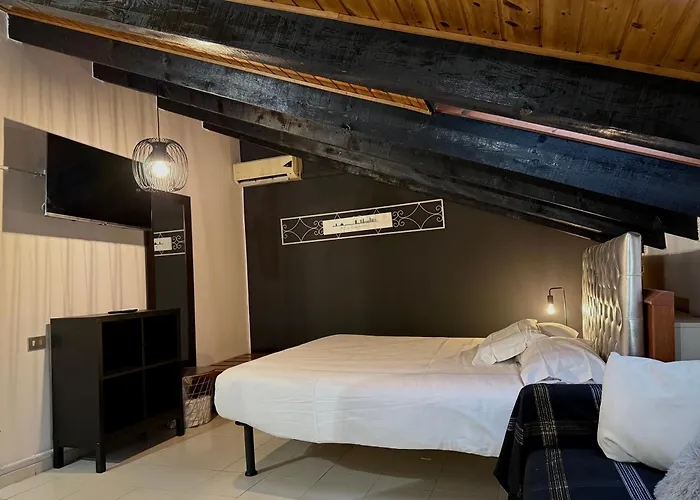 Hosting Dreams Attics - Duomo Appartement Milaan