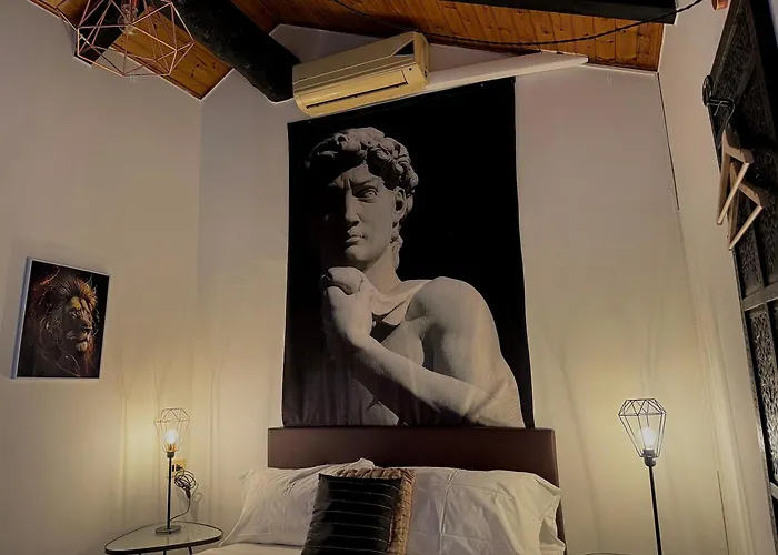 Hosting Dreams Attics - Duomo Appartement *