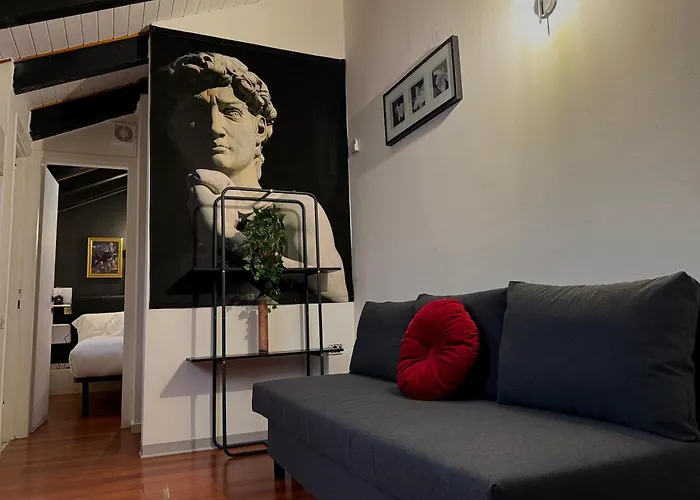 Hosting Dreams Attics - Duomo *