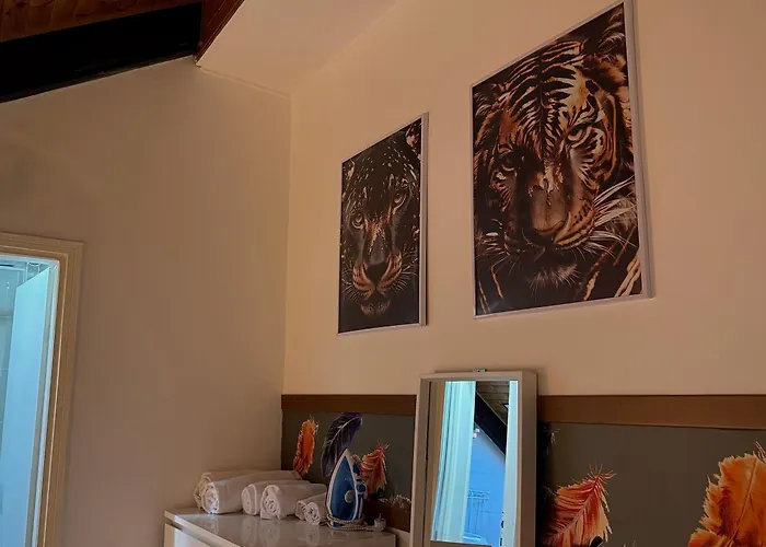 Appartement Hosting Dreams Attics - Duomo Milaan