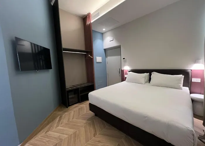 Rossovino Hotel