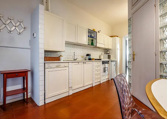 Brand New 1 Bedroom In Brera Lägenhet