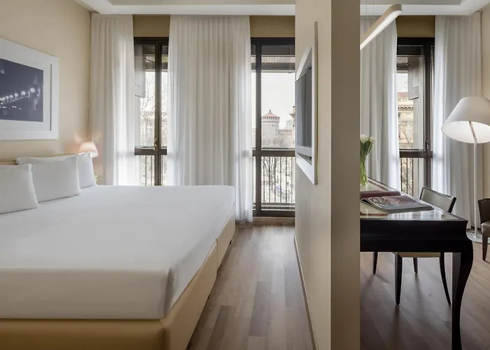 Cusani Hotel