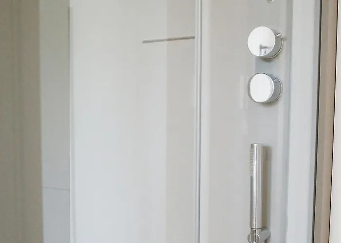 Porta Nuova 4* Milánó