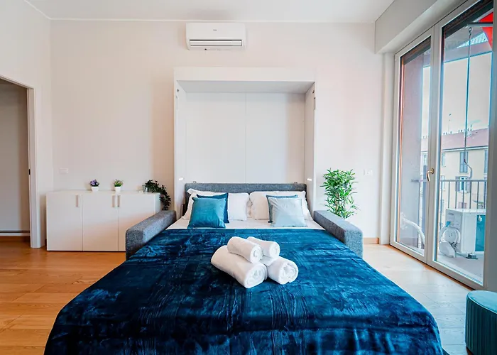 Nyaraló Lovelyhousebraida