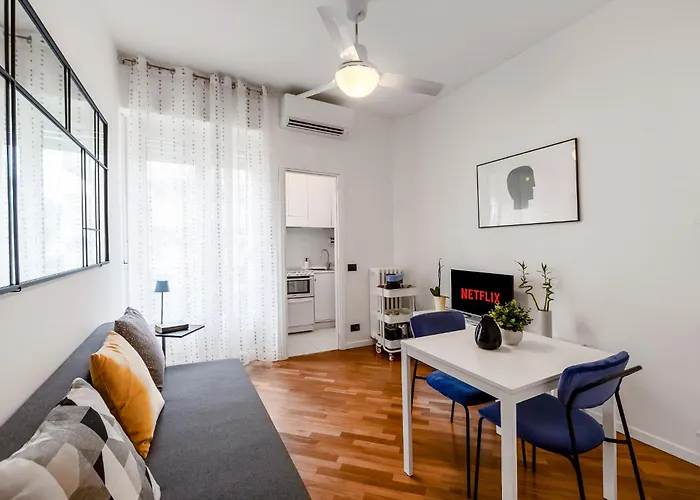 Апартаменты Mac Mahon 9 Милан