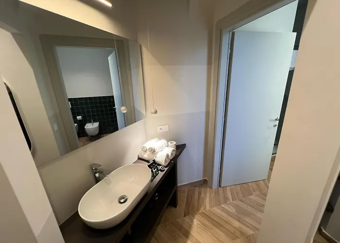 Rossovino Boutique 3* Milaan