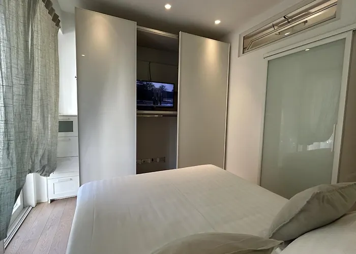 شقة Fifty Eight Duomo ميلان