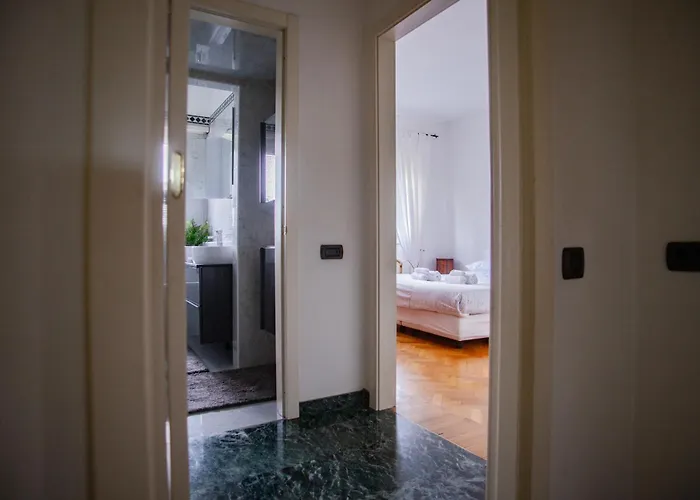 Iconic Luxury Penthouse In The Heart Of