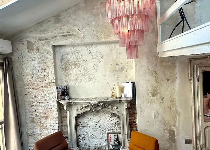Apartamento Charming And Design Attic Loft In Coolest Area Navigli Ticinese Milão