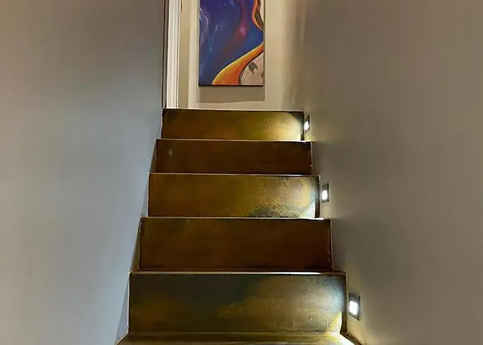 アパート Luxury Art & Chromotherapy Downtown - Free Parking