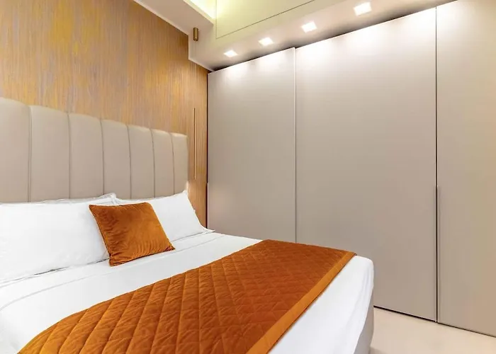 Luxury Velasca *