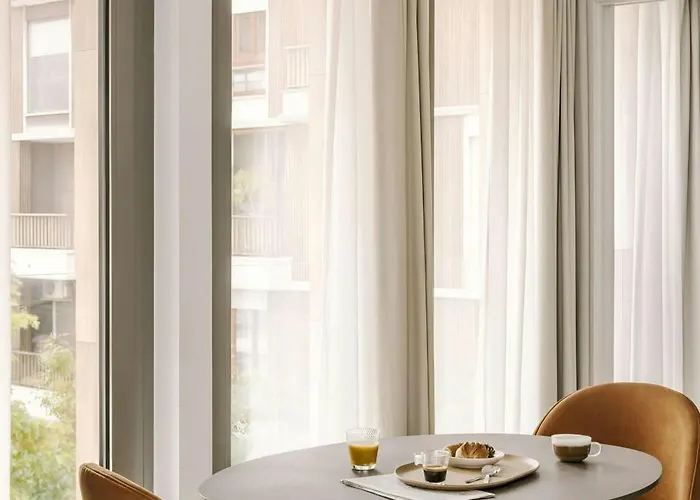 Numa Montenero 4* מילאנו