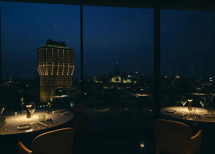 Uptown Palace Отель 4*