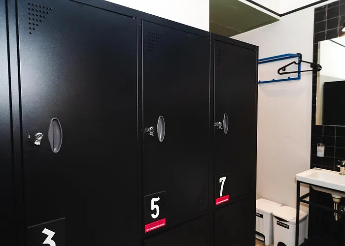 Yellowsquare ホステル