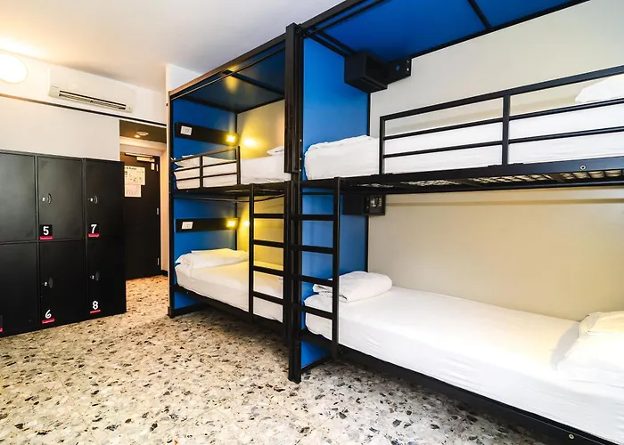 Yellowsquare ホステル ミラノ