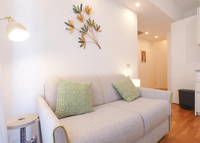 Apartment Primopiano - Albani B Mailand