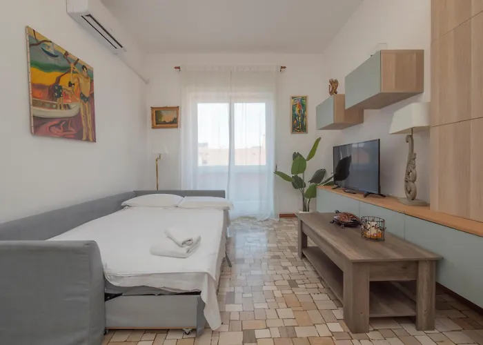 Navigli Retreat Near Duomo 아파트