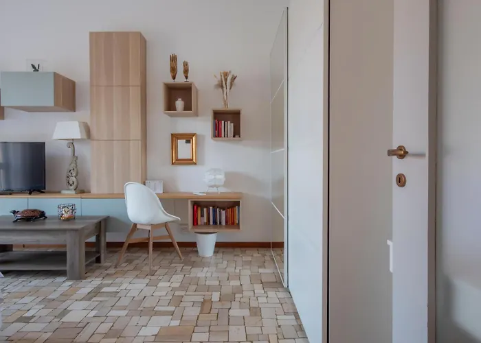 아파트 Navigli Retreat Near Duomo *