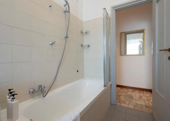 Navigli Retreat Near Duomo * 밀라노