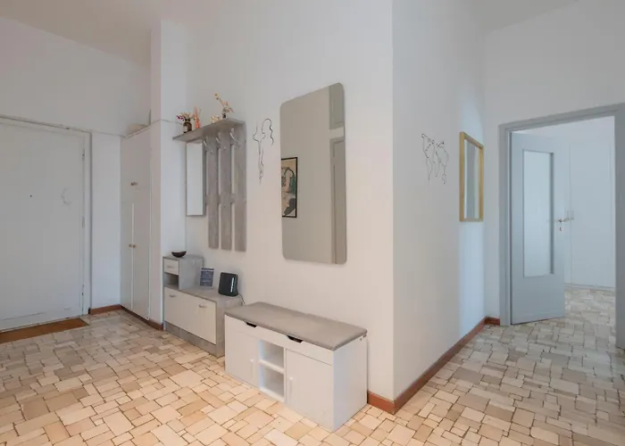 아파트 Navigli Retreat Near Duomo *