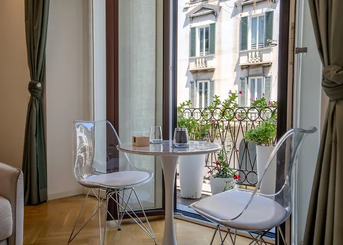 B And G San Babila- Luxury In The Heart Of - Design District