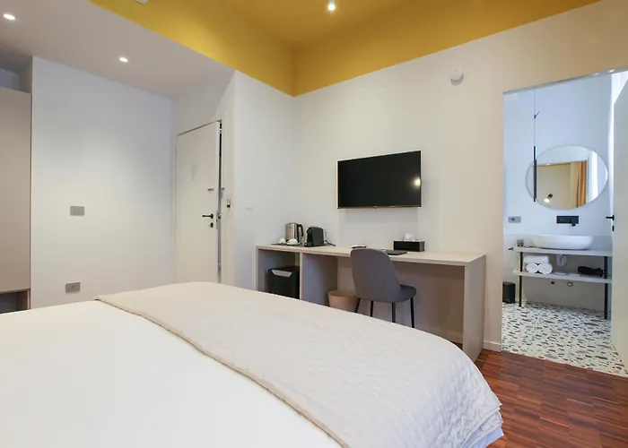 Hotel Cvm 19