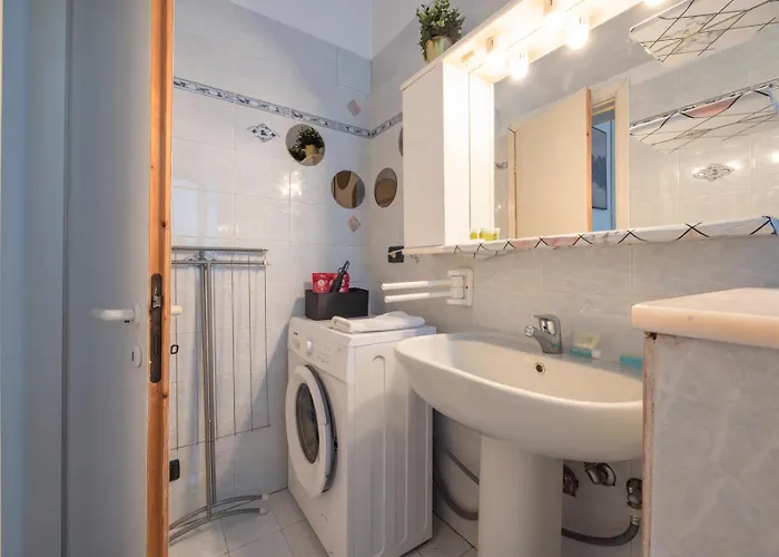 Ihost - Premuda 17 Milan