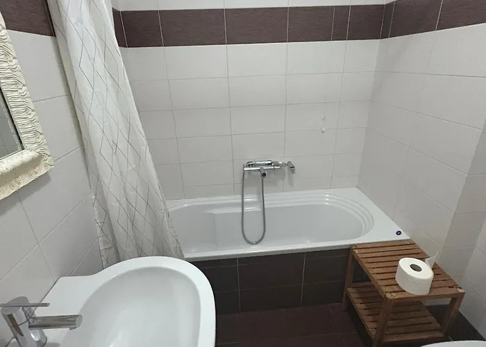 Luxury & Comfort In The Heart Of The City, Certosa Lägenhet *