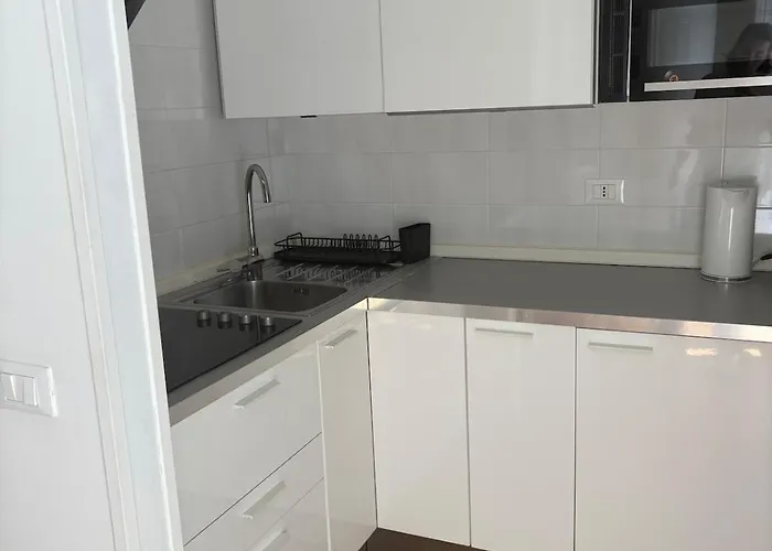 Lägenhet Luxury & Comfort In The Heart Of The City, Certosa *