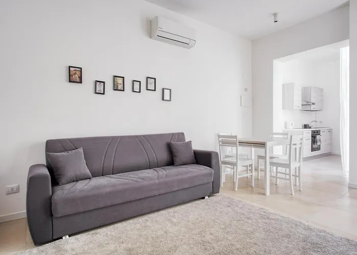 Just Urban - Bright Renovated 1-br Near Navigli & Metro M2 * Milán