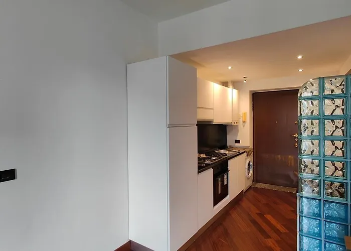 Center Urban Apt, Ac, Wifi, Metro M3 Duomo Apartman