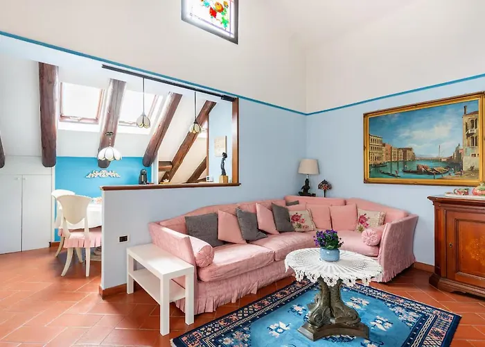 Wonderful Penthouse In The Heart Of Milán