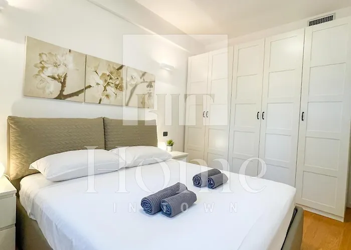 In Town - - Porta Nuova District Apartman