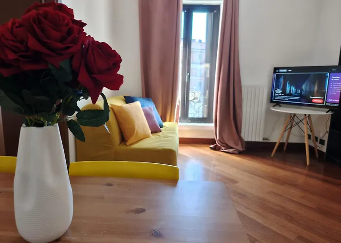 Center Urban Apt, Ac, Wifi, Metro M3 Duomo *